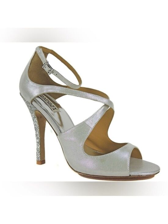 Badgley Mischka Shoes - Badgley Mischka Women's
Laguna Platform Pumps Silver
Leather
Size 10 M